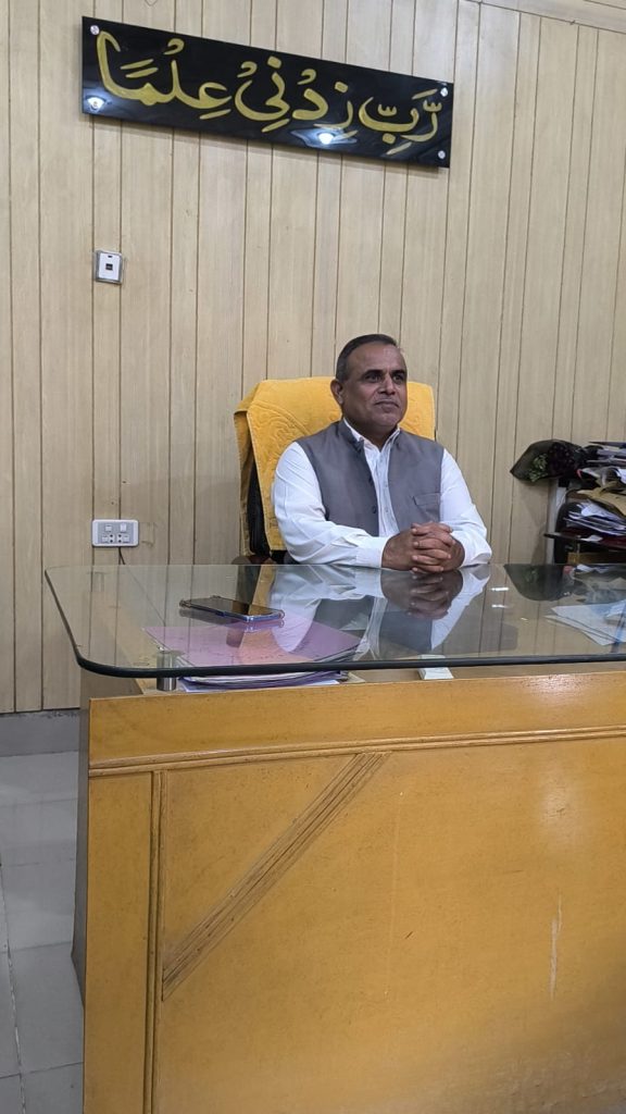 Prof. Saleem Raza Principal GGC Gojra